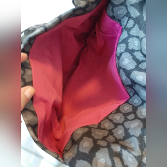 Travelon Purse - Picture 9 of 12